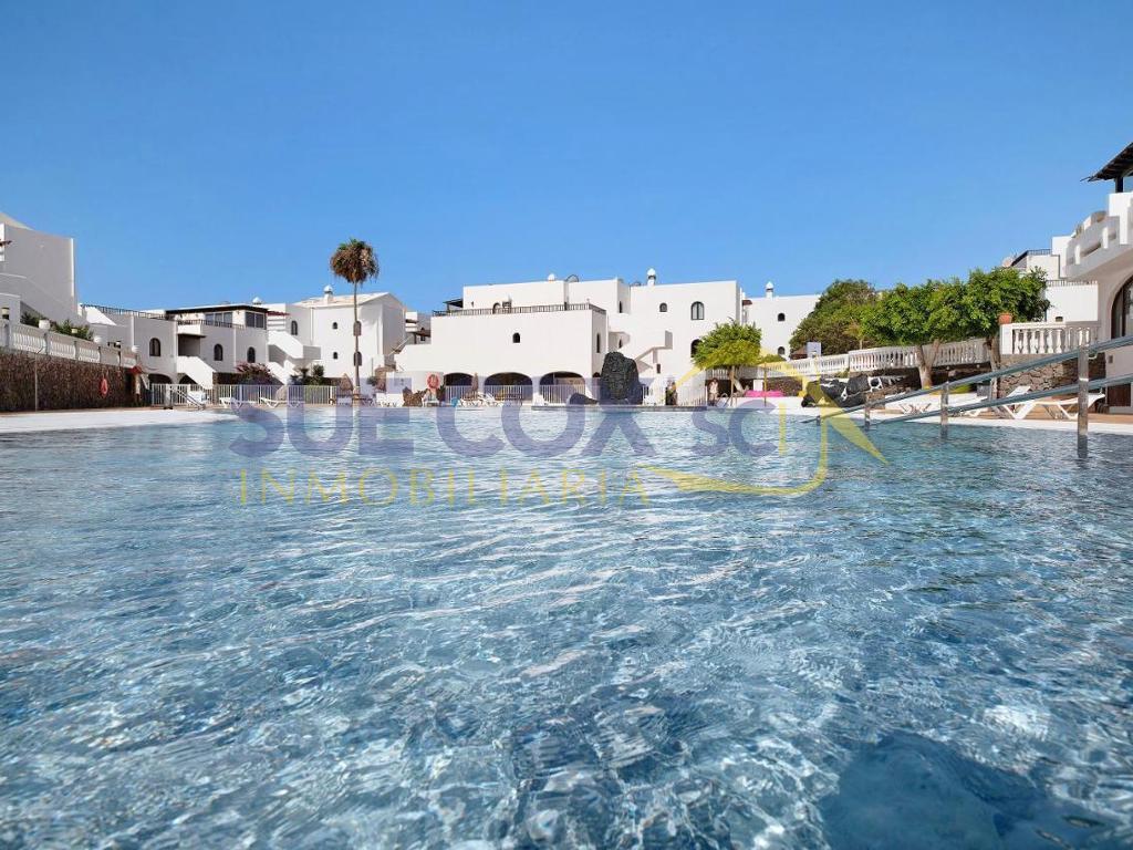 Main Photo of a 1 bedroom  Apartment for sale