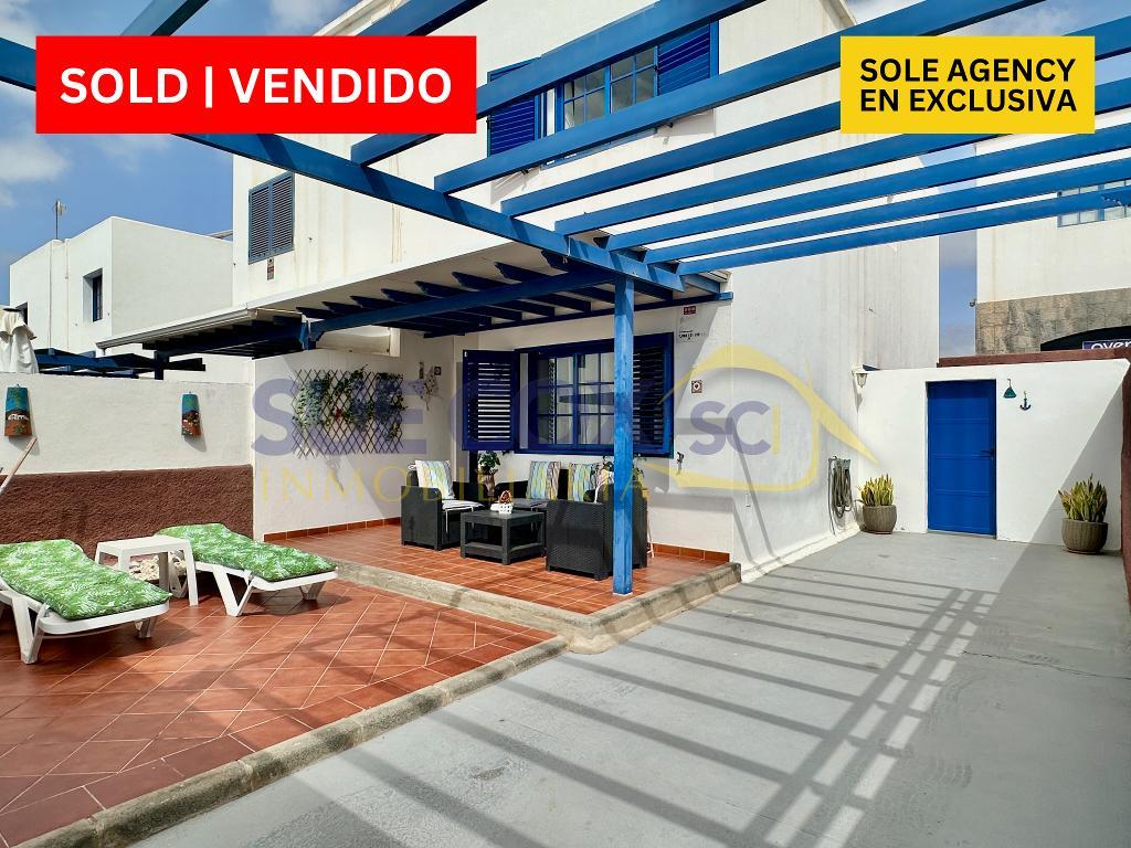 Main Photo of a 2 bedroom  Duplex for sale